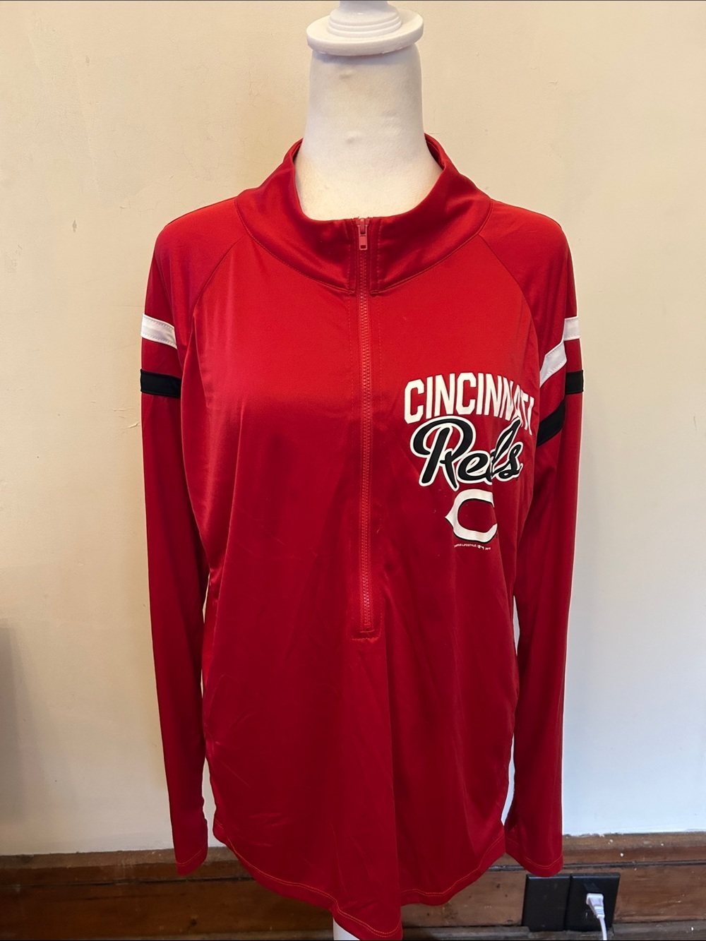 Campus Lifestyle Cincinnati Reds Red Pullover Half-Zip Size XL EUC